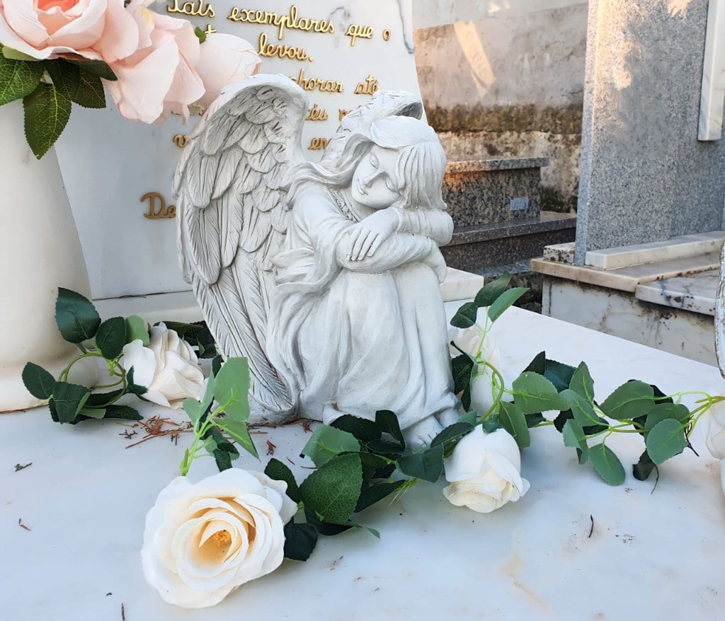 Headstones & Memorials