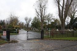 Greenford Park Cemetery — photo 2