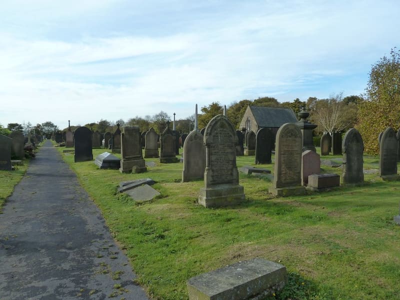 Glossop Cemetery — photo 3