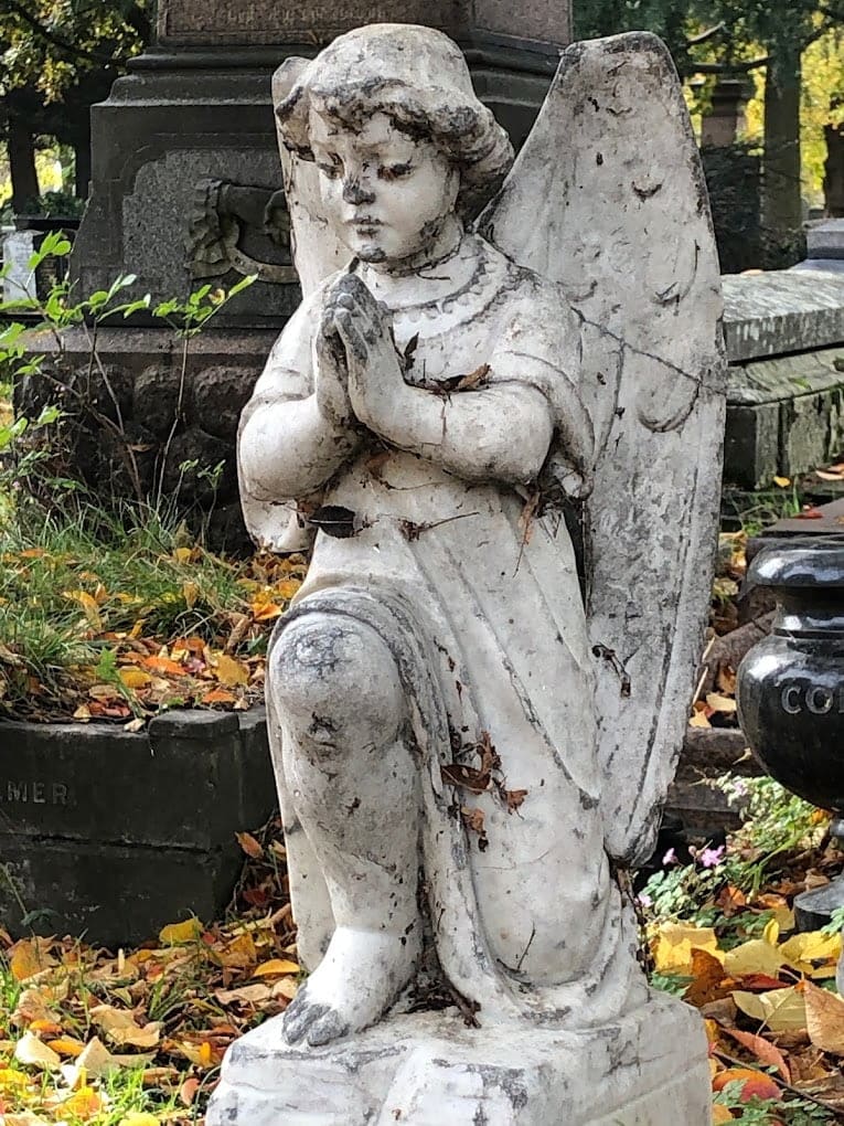 West Ham Cemetery — photo 4