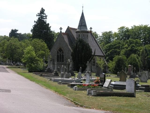 Sewardstone Park Cemetery — photo 3