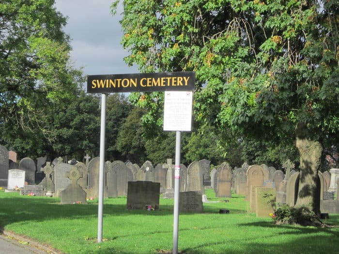 Swinton Cemetery — photo 2