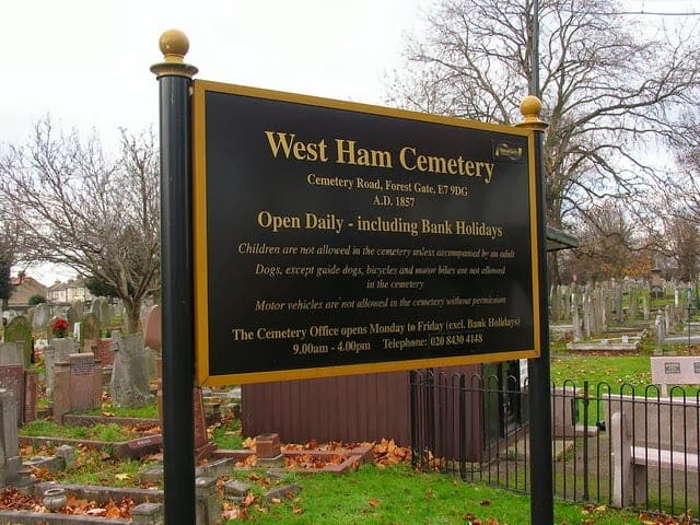 West Ham Cemetery — photo 2