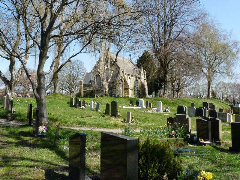 Astley Bridge Cemetery — photo 4