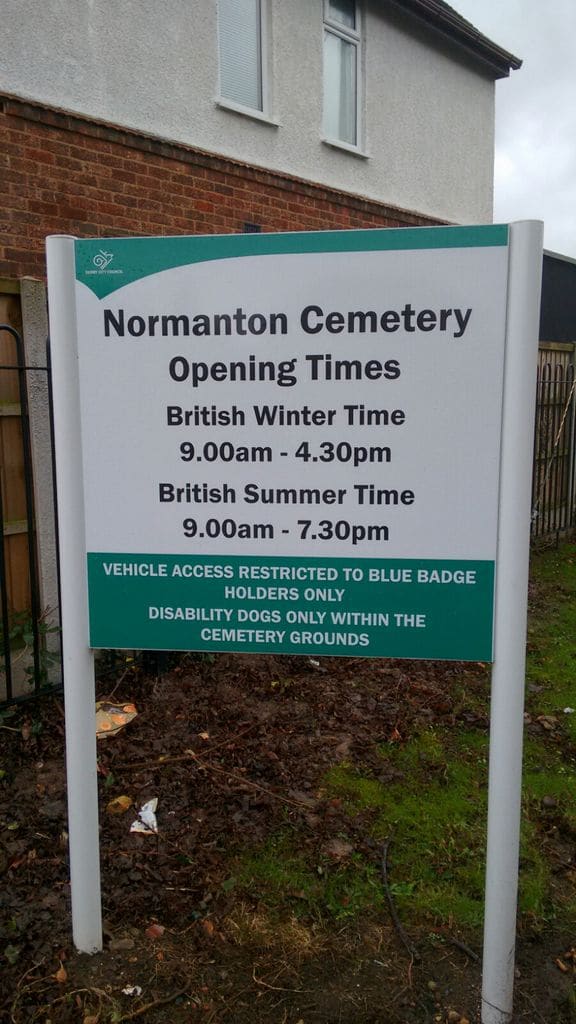 Normanton Cemetery — photo 1