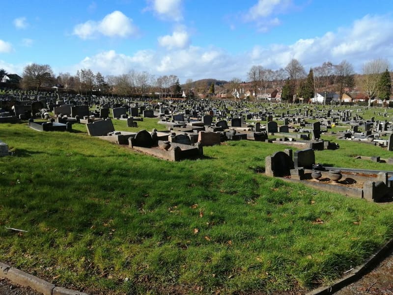 Beeston Cemetery — photo 2