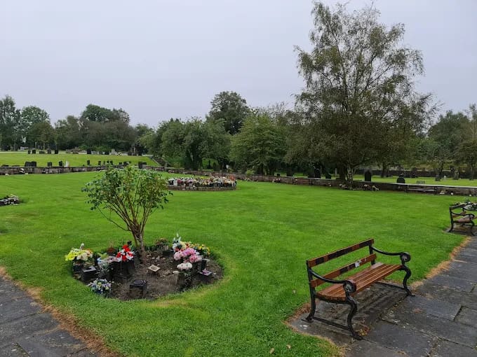 Lower Ince Cemetery / Wigan Crematorium — photo 1