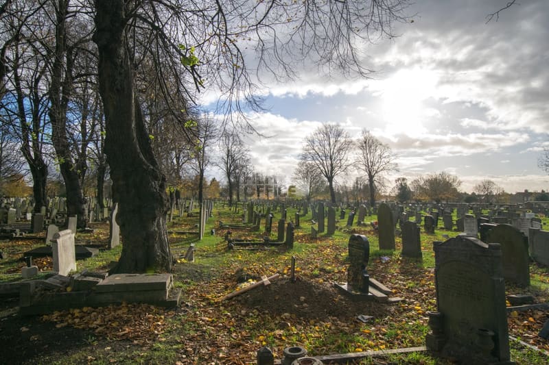 West Ham Cemetery — photo 3