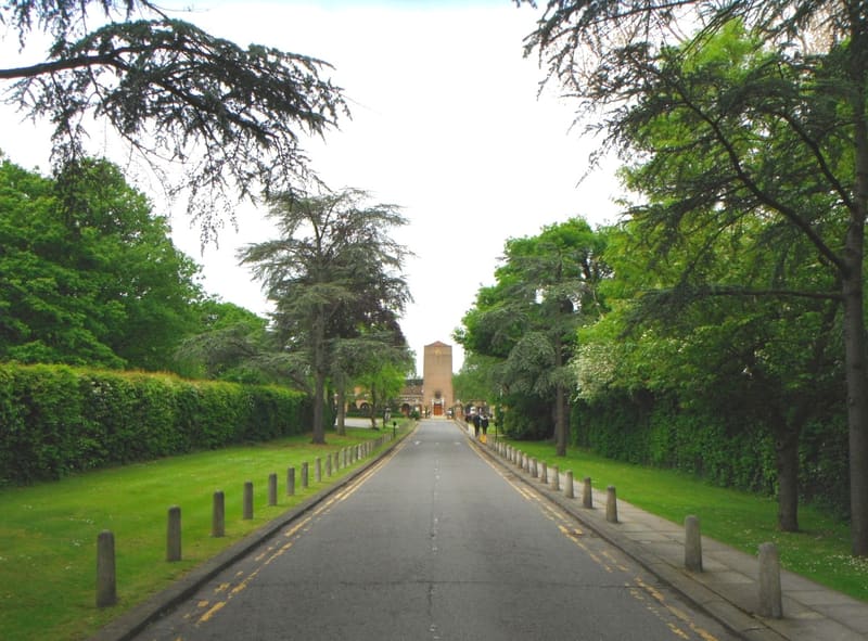 South West Middlesex Crematorium — photo 2