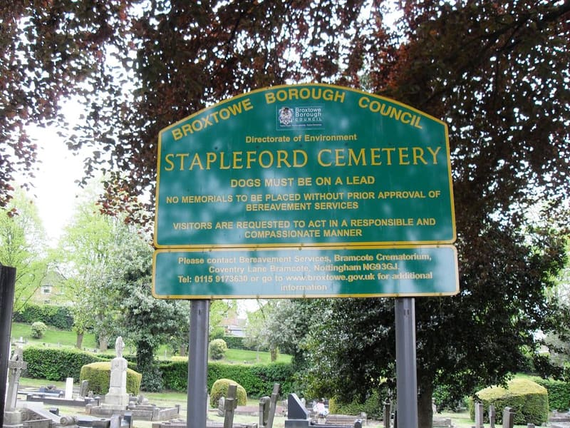 Stapleford Cemetery — photo 1