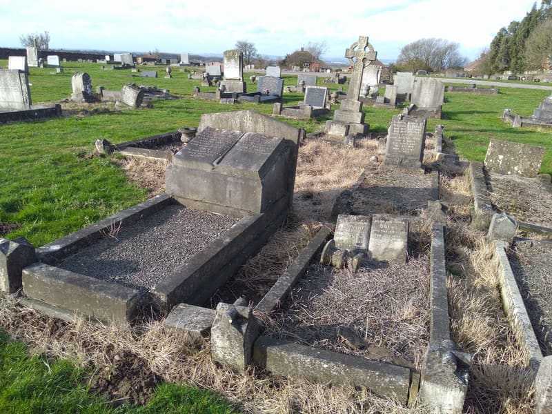 Annesley Woodhouse Cemetery — photo 1