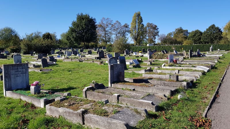 Beckenham Cemetery (private) — photo 4