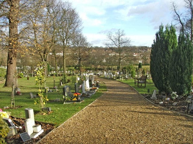 New Southgate Cemetery — photo 1