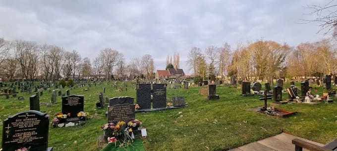 Middleton (Boarshaw) Cemetery — photo 2