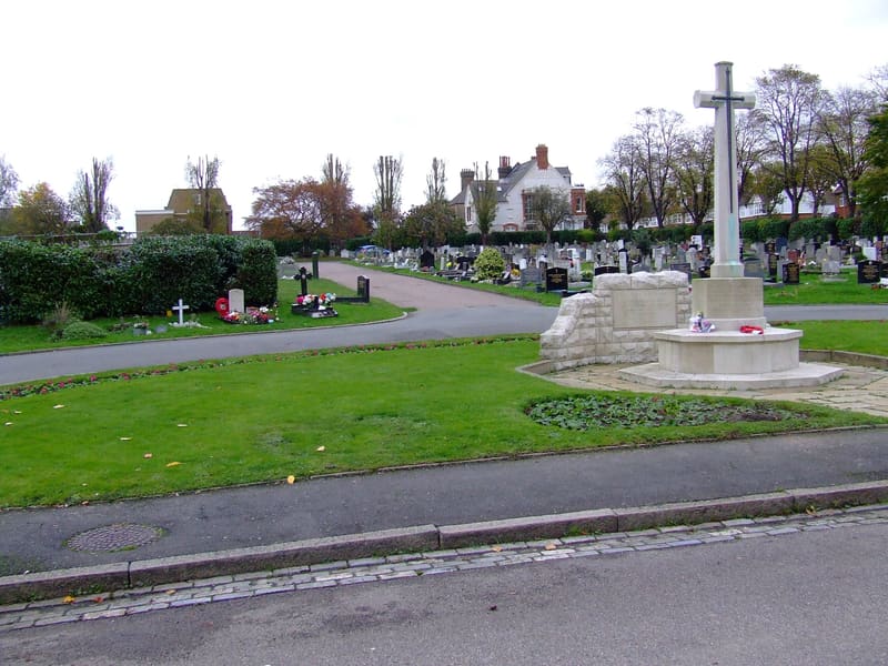 Wandsworth Cemetery — photo 2