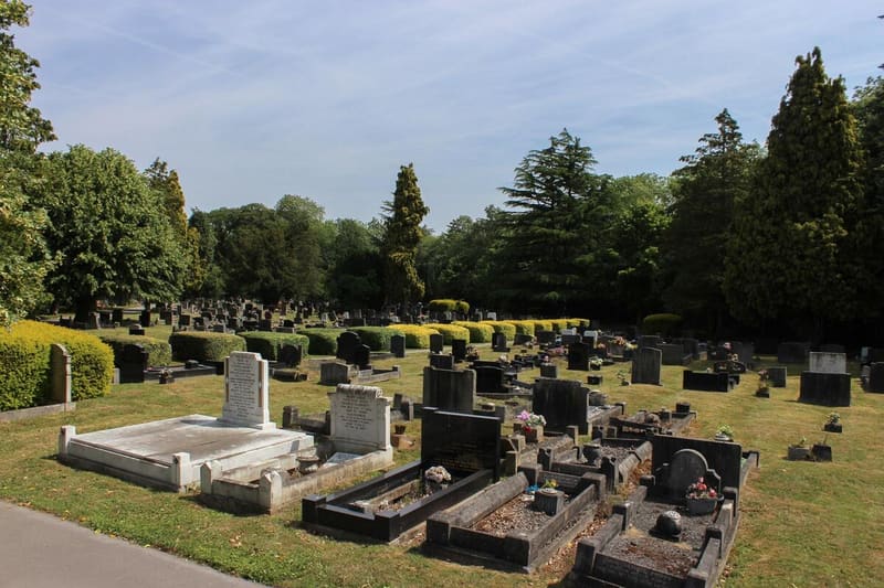Langold Cemetery — photo 3