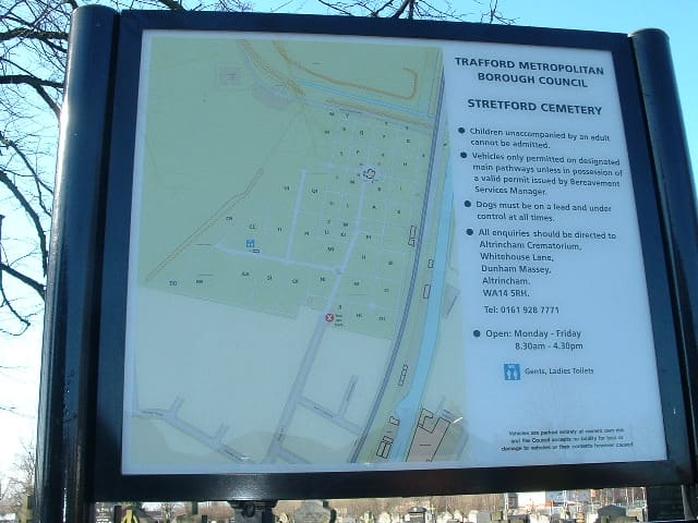 Stretford Cemetery — photo 2