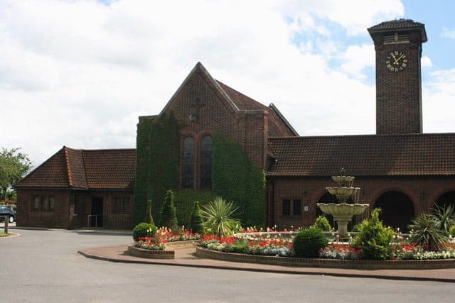 Enfield Crematorium — photo 3