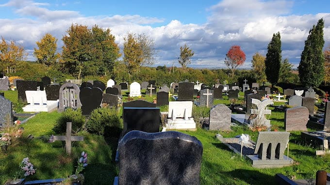 Sutton Cemetery — photo 4
