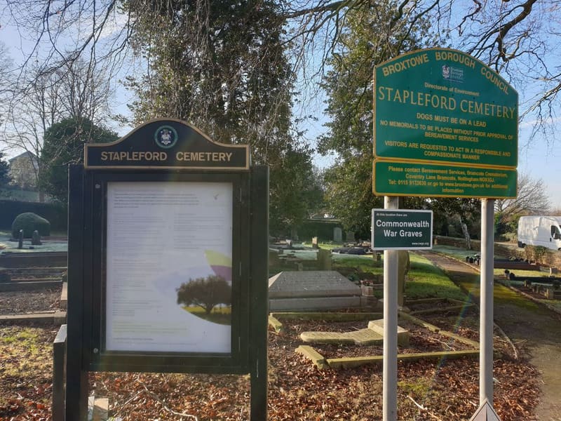 Stapleford Cemetery — photo 2