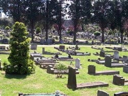 Alperton Cemetery — photo 1