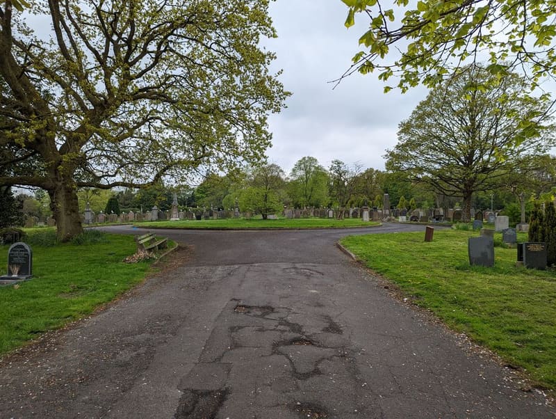 Heaton Cemetery — photo 4