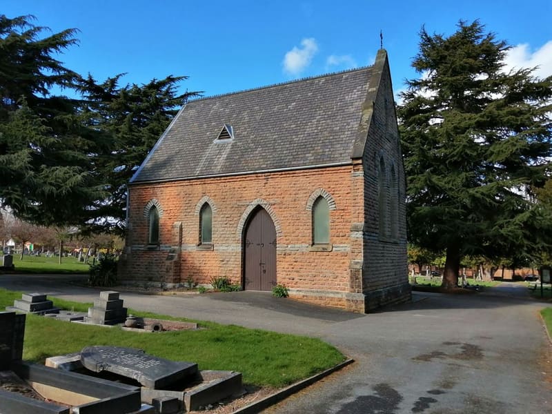 Beeston Cemetery — photo 1