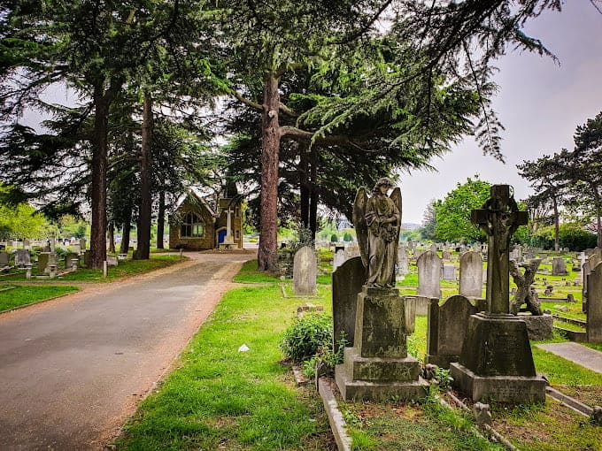 New Brentford Cemetery — photo 4