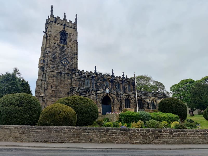 Royston Cemetery — photo 4