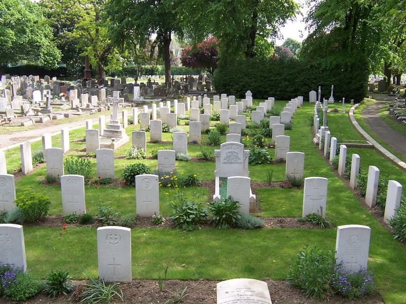 Edmonton Cemetery — photo 4