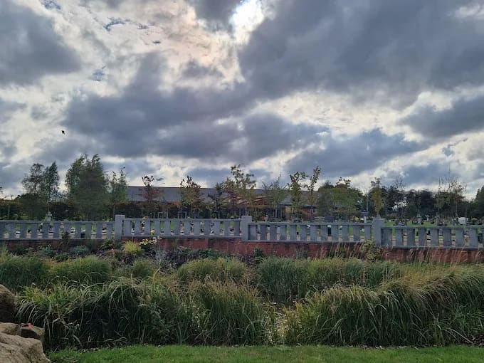 Gedling Cemetery — photo 2