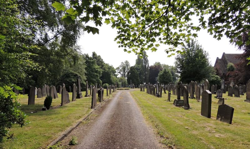 Leigh Cemetery — photo 2
