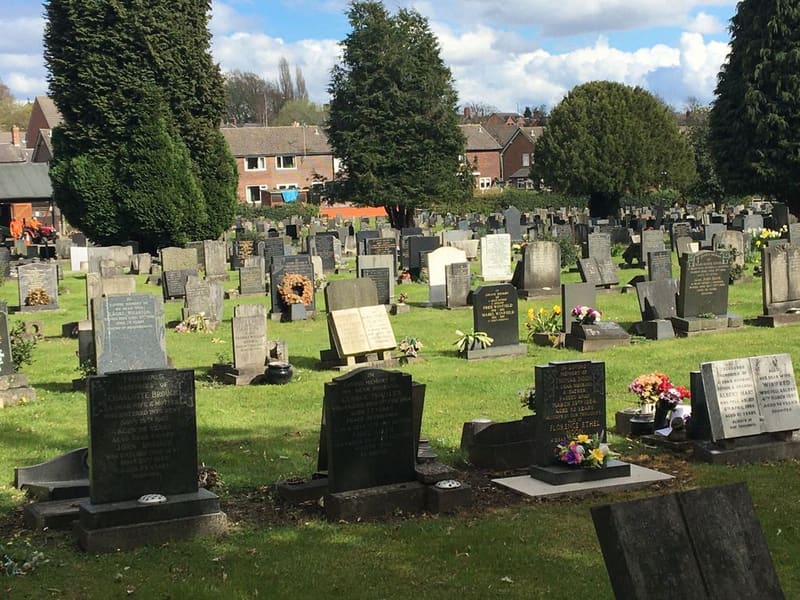Heanor Cemetery — photo 2