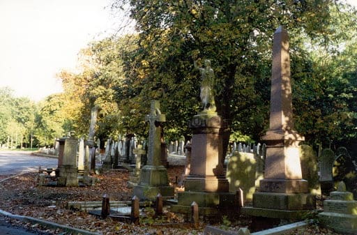 Chingford Mount Cemetery — photo 3