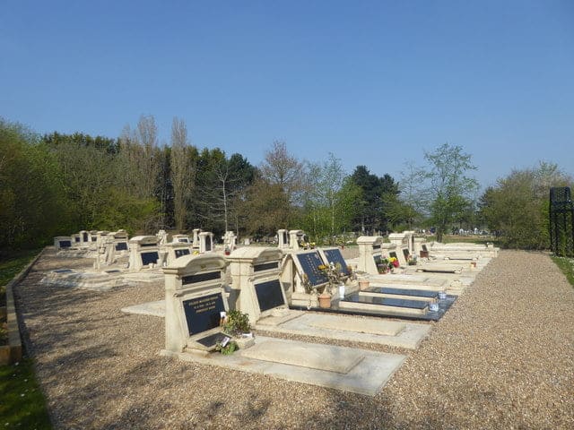 Hillview Cemetery — photo 2