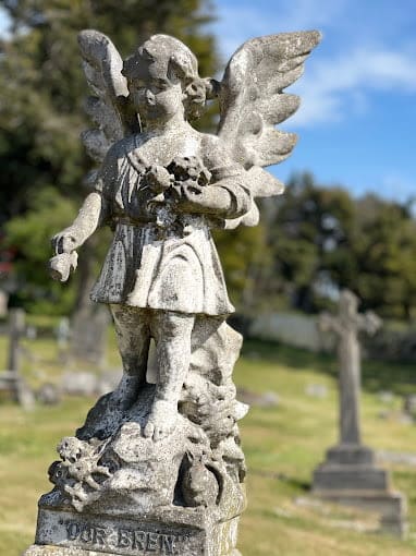 Surbiton Cemetery — photo 3