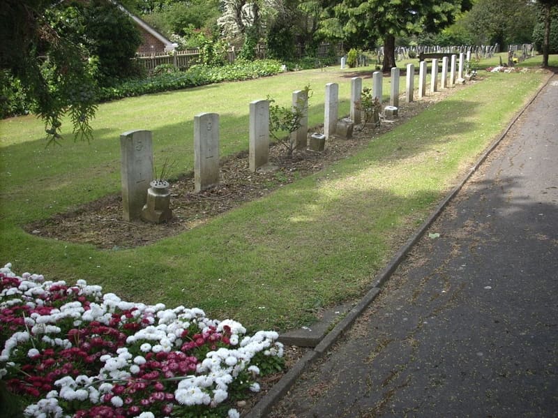 Southgate Cemetery — photo 1