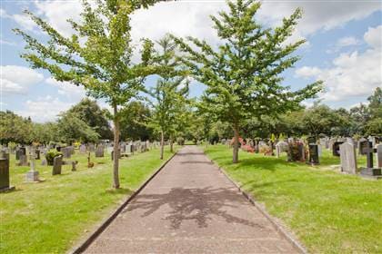 North Sheen Cemetery — photo 2
