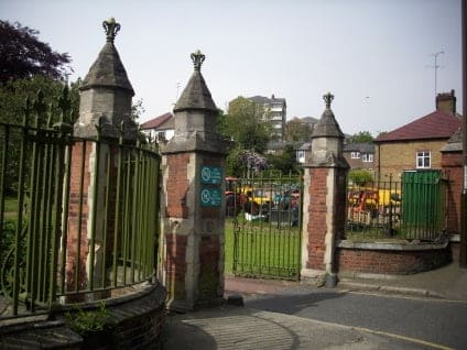 Woolwich Cemetery — photo 1