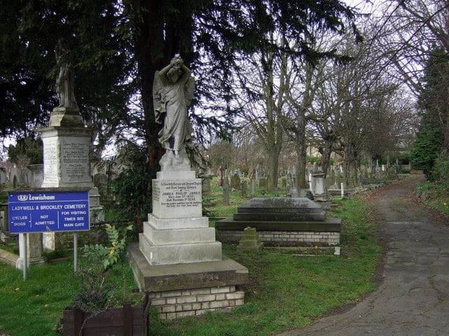 Brockley Cemetery — photo 2
